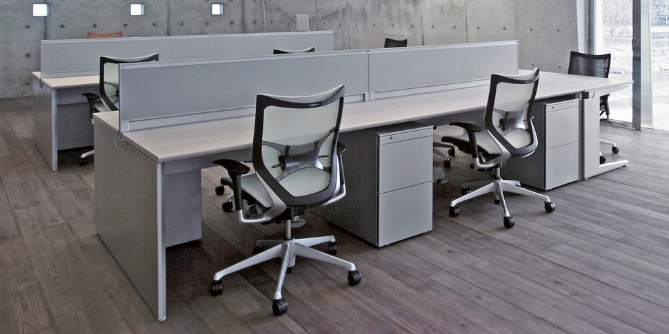 Okamura store baron chair