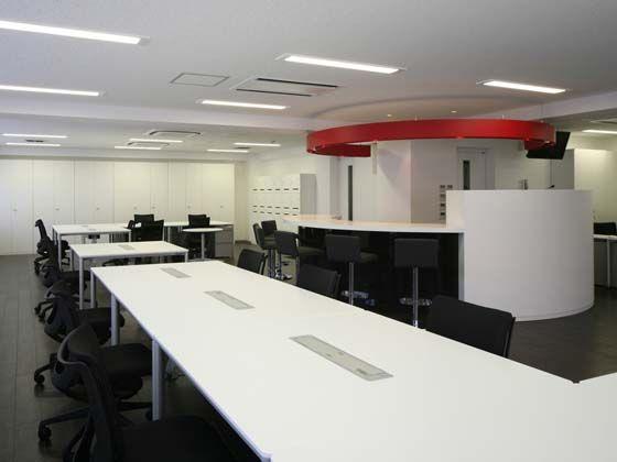 TECHTUIT CO.,LTD/【Office area】All the office area lighting uses LED lights.