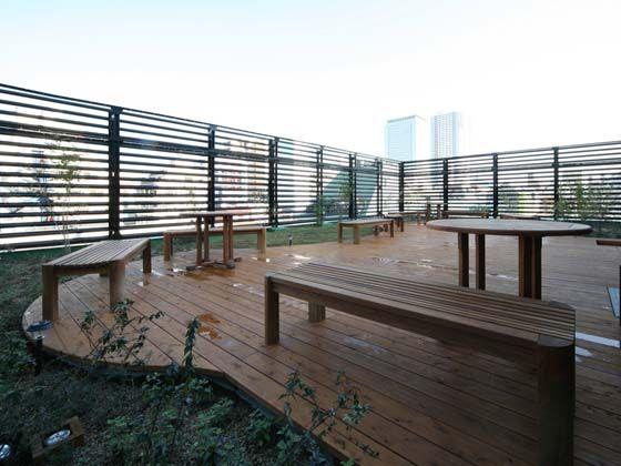 TECHTUIT CO.,LTD/【Rooftop】The rooftop garden reduces environmental impact and provides a place for employees to take a break. 