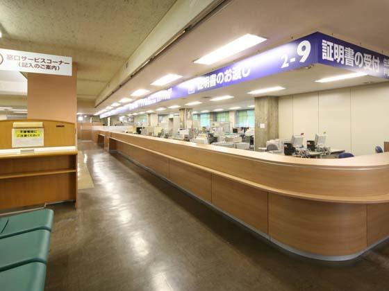 Yokohama City, Kanagawa Prefecture/【Midori Ward - Service counter】The high counters are capable of being converted to low counters in the future.