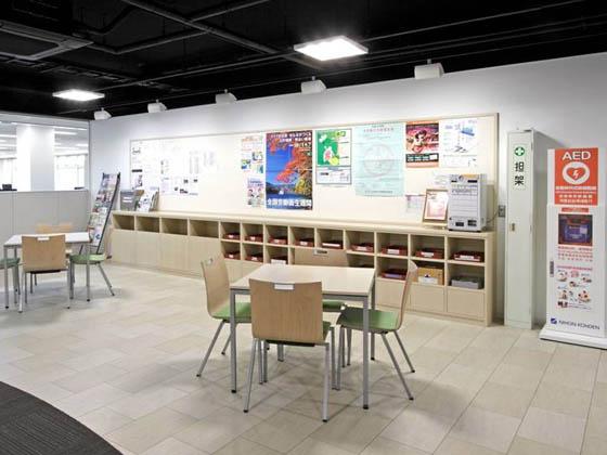 ABB Bailey Japan/【Mailbox and bulletin board】Information areas are concentrated within the office.