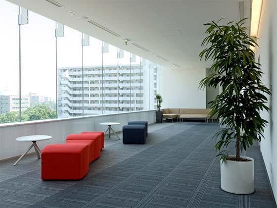 Coca-Cola West Co., Ltd./【Break area】An extremely open space that provides a change of pace.