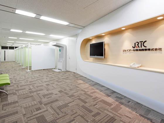 JR Tokai Corporation/【Entrance area】The open entrance area expresses the company's corporate identity.