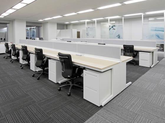 JR Tokai Corporation/【Office area】The office area has an open and expansive design. 