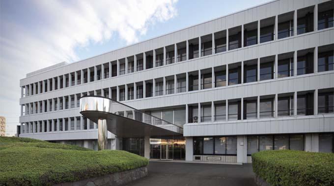 MS & AD Systems Company, Limited/【Exterior view of the building】The building facing Inokashira Street