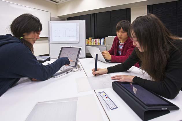 The University of Tokushima/【ICT concentrated work】Utilization of notebook computers, tablets, and digital pencils