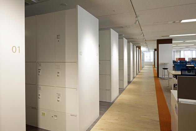 Pharmaceutical company/【Office area】Storage space created with an emphasis on visual beauty as well as safety and functionality.