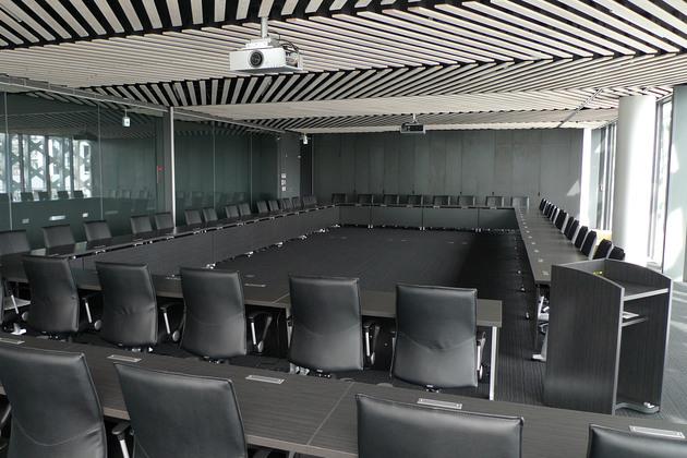 JA Tokyo Musashi/【Conference room】The distinctive wood ceiling design uses a bamboo basket motif