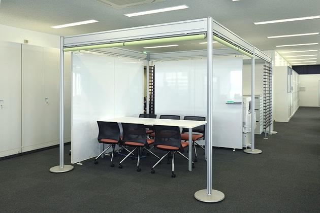 Sumitomo Wiring Systems, Ltd./【Communication area 3】A multipurpose space adjacent to the copy corner.