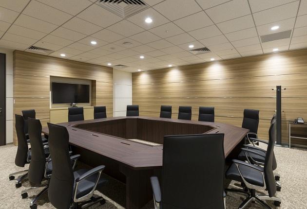 Group Holdings/【Executive conference room】A full complement of AV equipment is provided in the executive conference room.