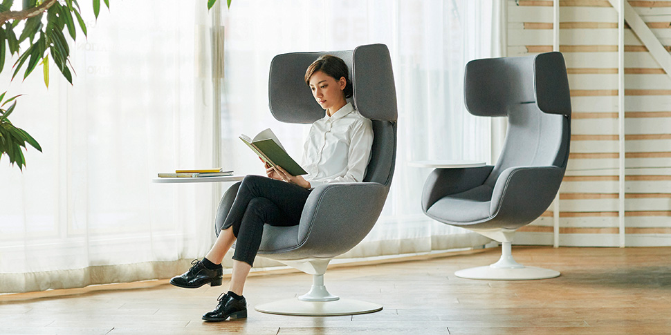 Lives Work Lounge Chair Okamura Lives Chair 【展示品2025年製