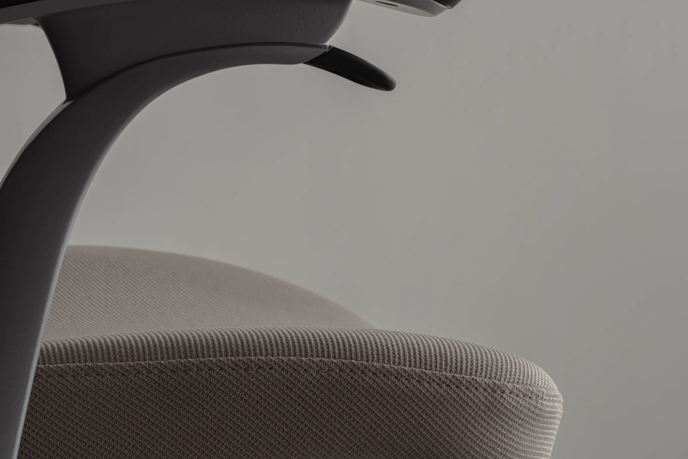 Okamura - Innovative Office Furniture & Workplace Solutions