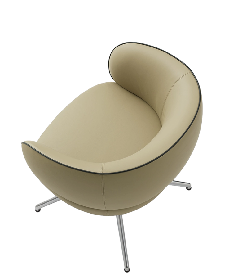 A Design That Embraces You with 
Spacious Comfort